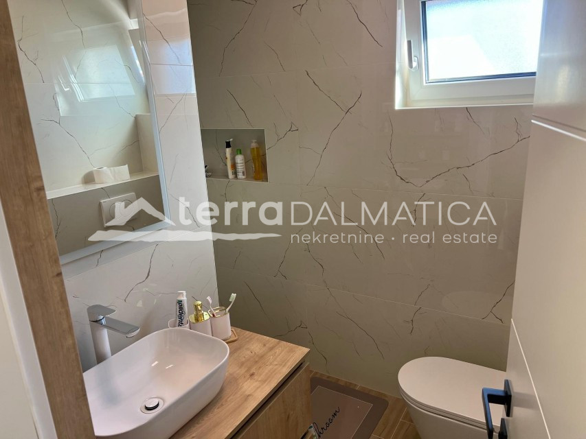 House For sale - ŠIBENSKO-KNINSKA VODICE