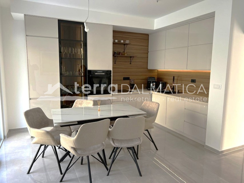 House For sale - ŠIBENSKO-KNINSKA VODICE