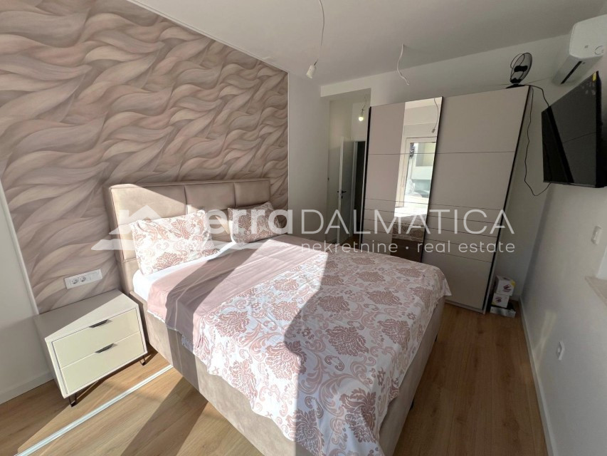 House For sale - ŠIBENSKO-KNINSKA VODICE