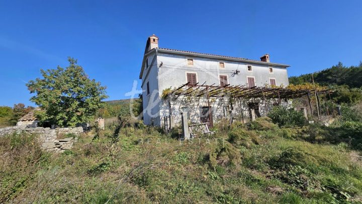 Hiša na predaj 224 m² – Labin