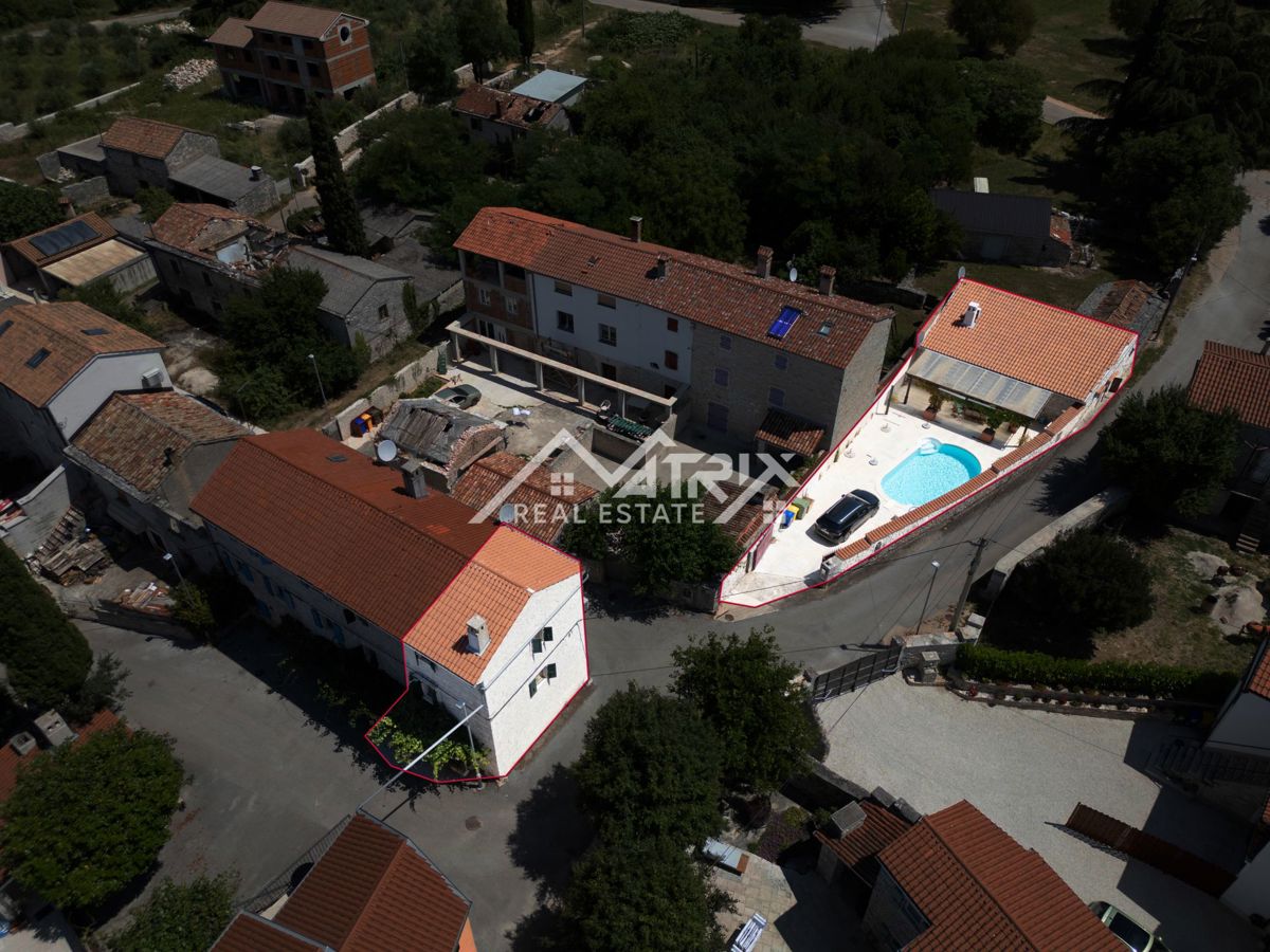 House For sale - Istarska Kanfanar - foto 1/25