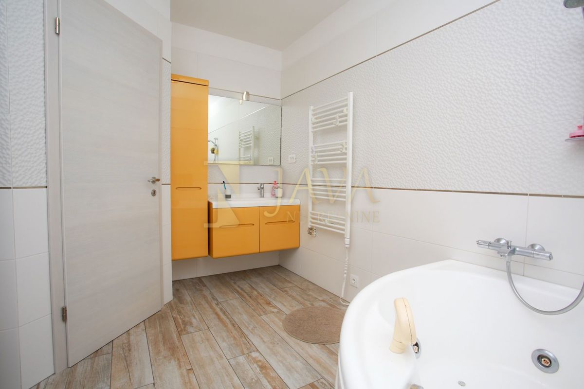 Apartment Zu vermieten - PRIMORSKO-GORANSKA KOSTRENA