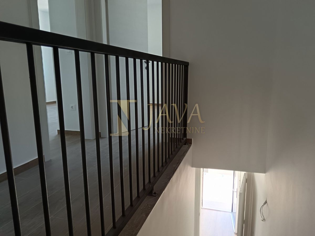 Maison À vendre - PRIMORSKO-GORANSKA KASTAV