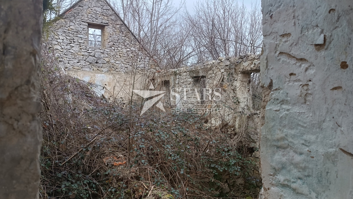 Pozemok Na predaj - KARLOVAČKA PLAŠKI