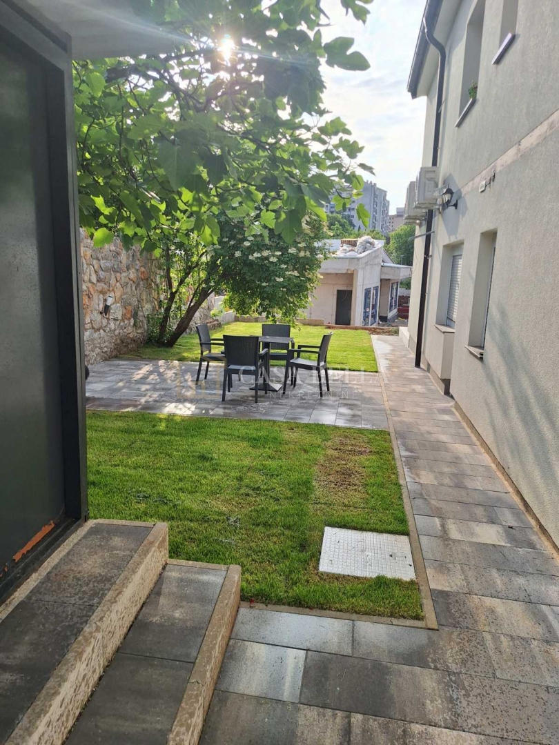 Haus Zu verkaufen - PRIMORSKO-GORANSKA RIJEKA