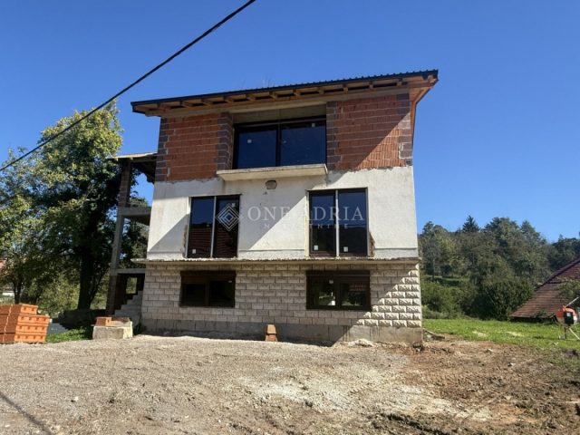 Hiša Naprodaj - Primorsko-goranska Vrbovsko - foto 2/7
