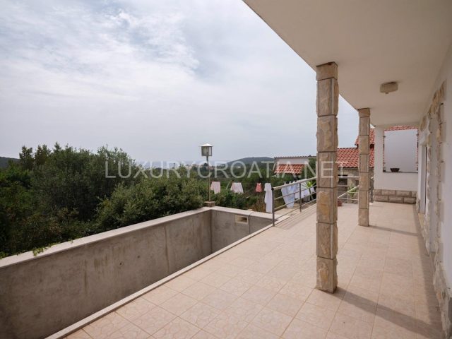 Casa in vendita 170 m² – Šolta