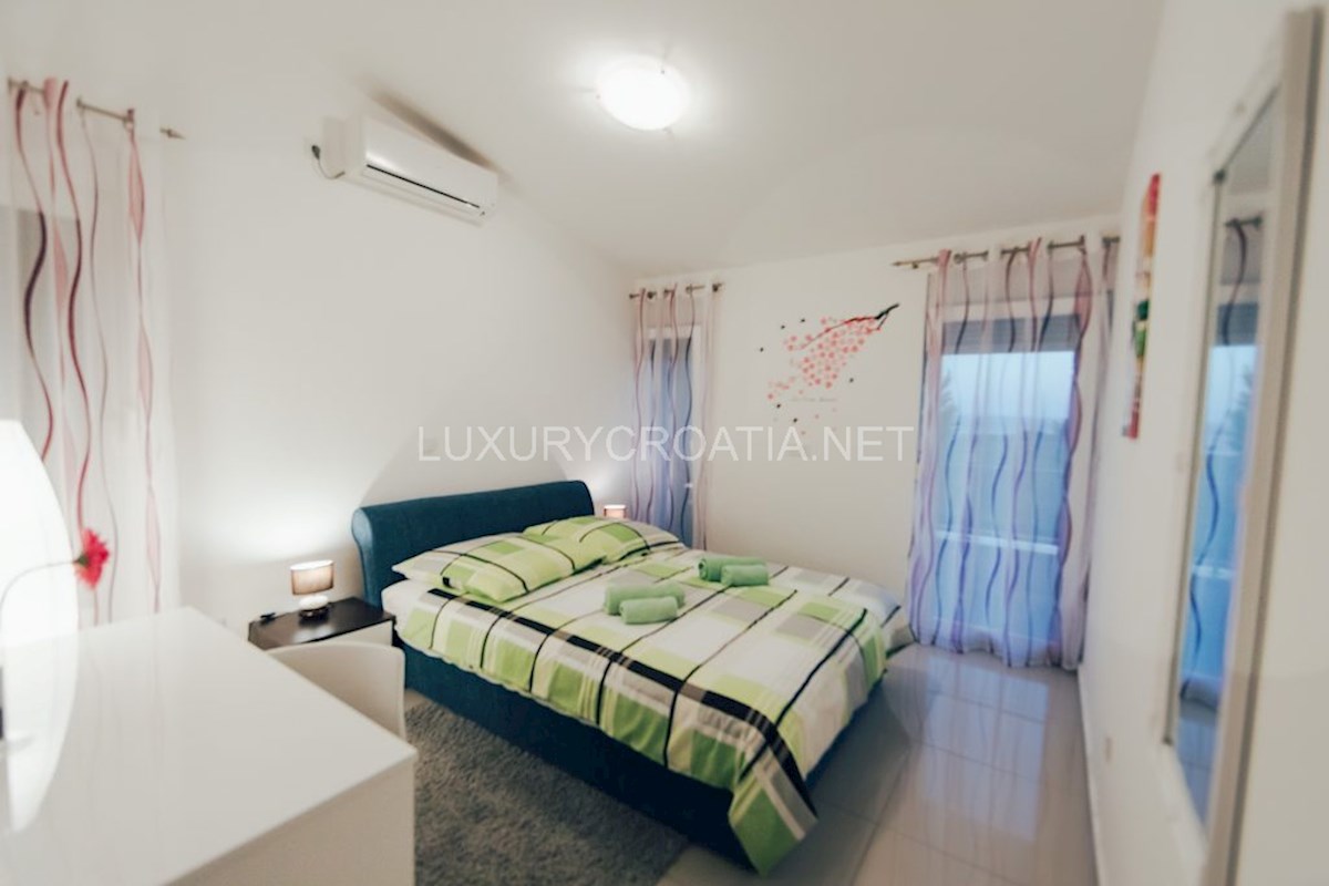 House For sale - ZADARSKA NIN