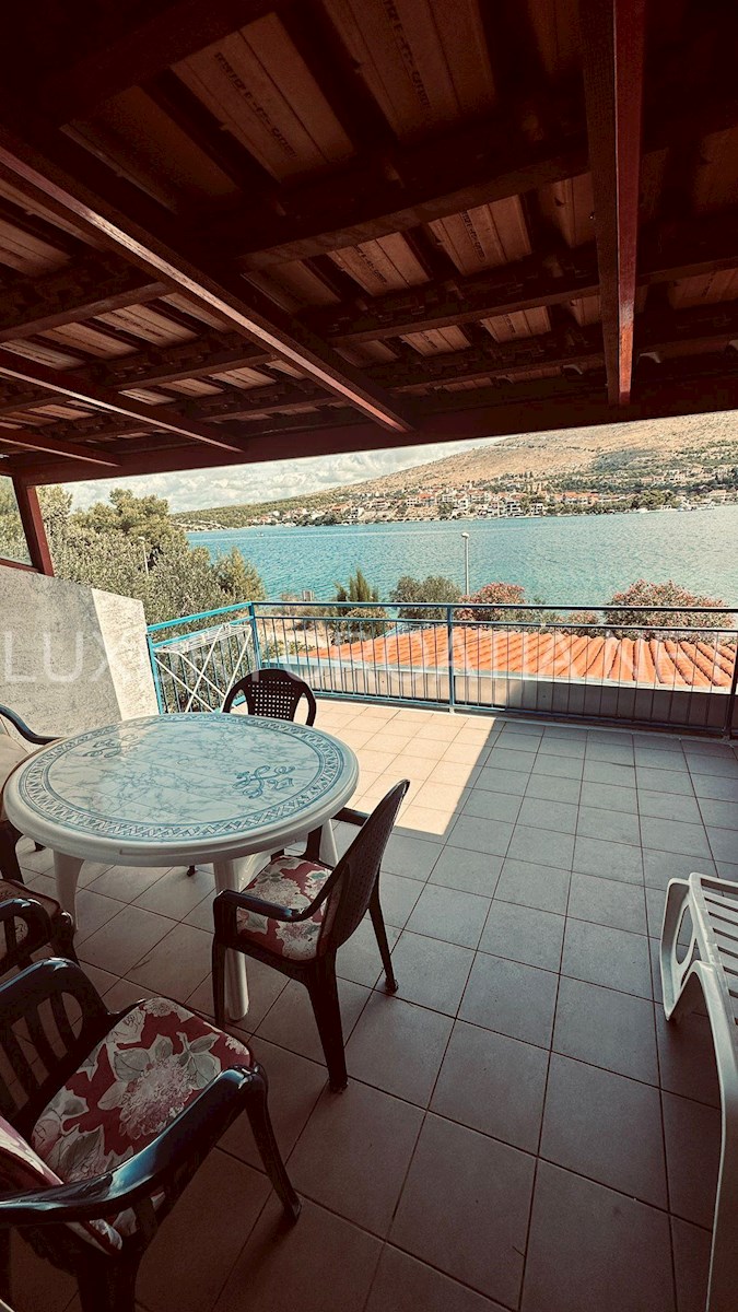 Haus Zu verkaufen - ŠIBENSKO-KNINSKA PRIMOŠTEN