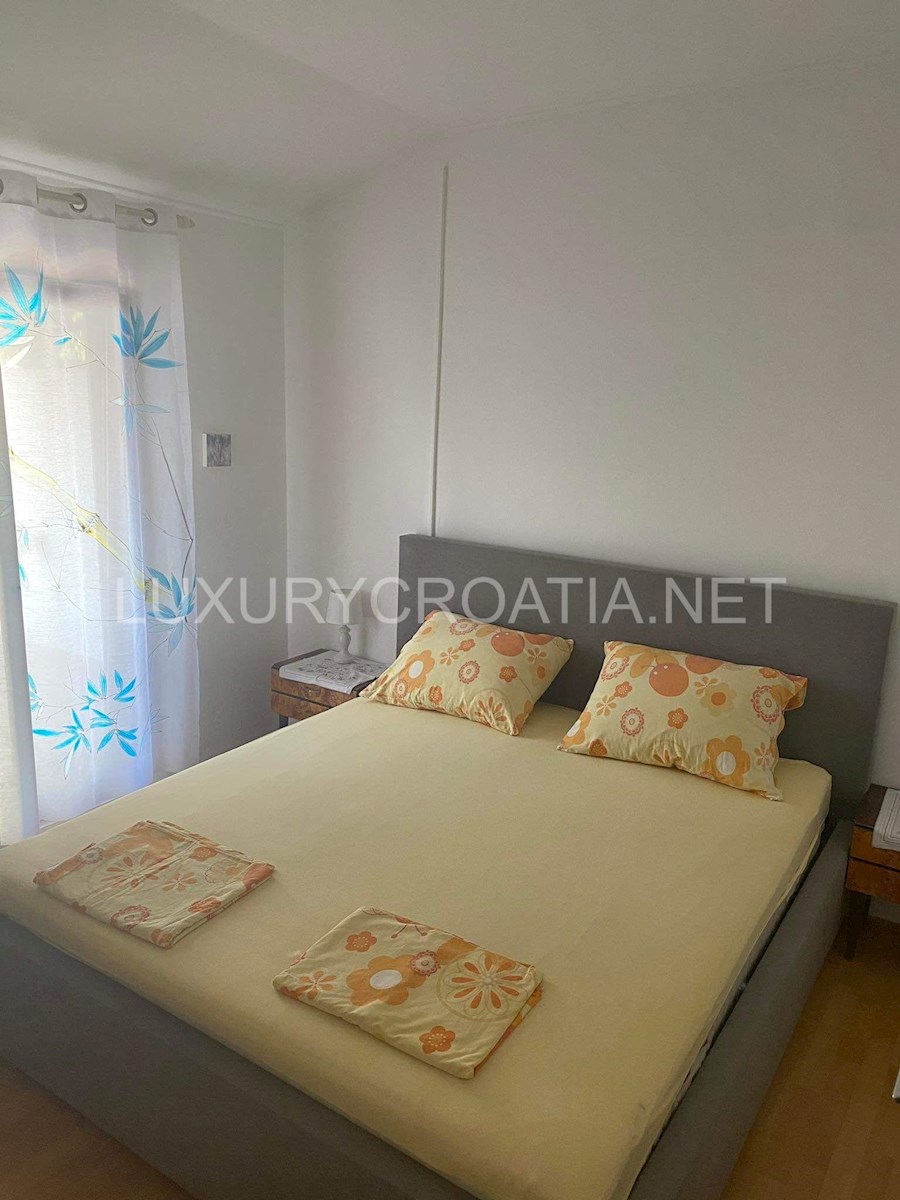 Haus Zu verkaufen - ŠIBENSKO-KNINSKA PRIMOŠTEN