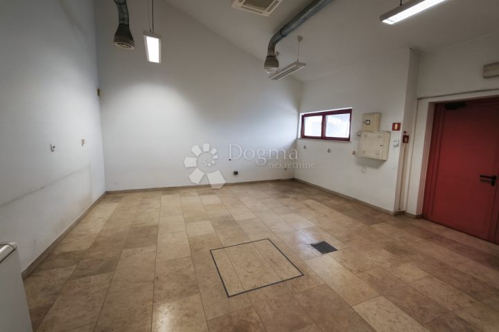 Gewerbefläche Zu vermieten - Istarska Pula - foto 4/7