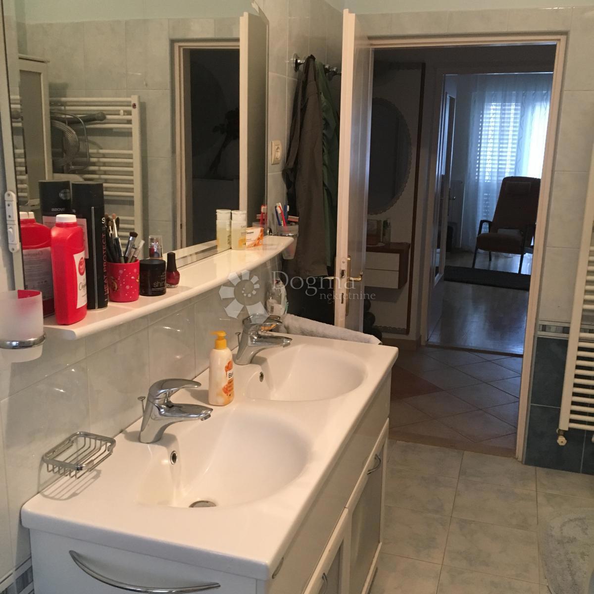 Stan Na prodaju - SPLITSKO-DALMATINSKA SPLIT