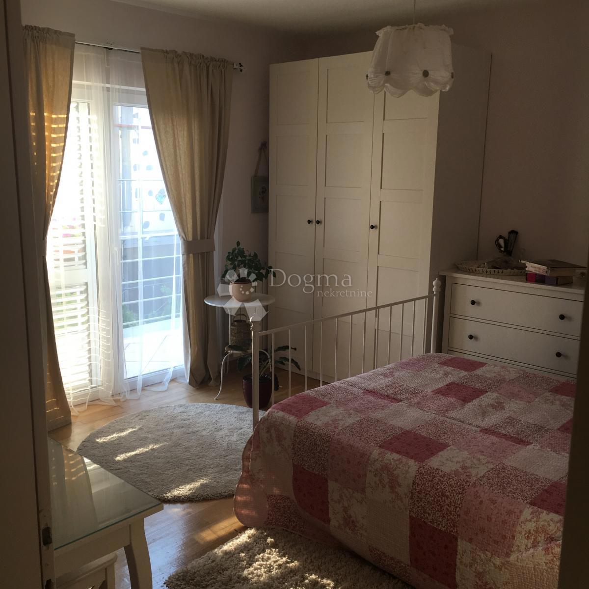 Stan Na prodaju - SPLITSKO-DALMATINSKA SPLIT