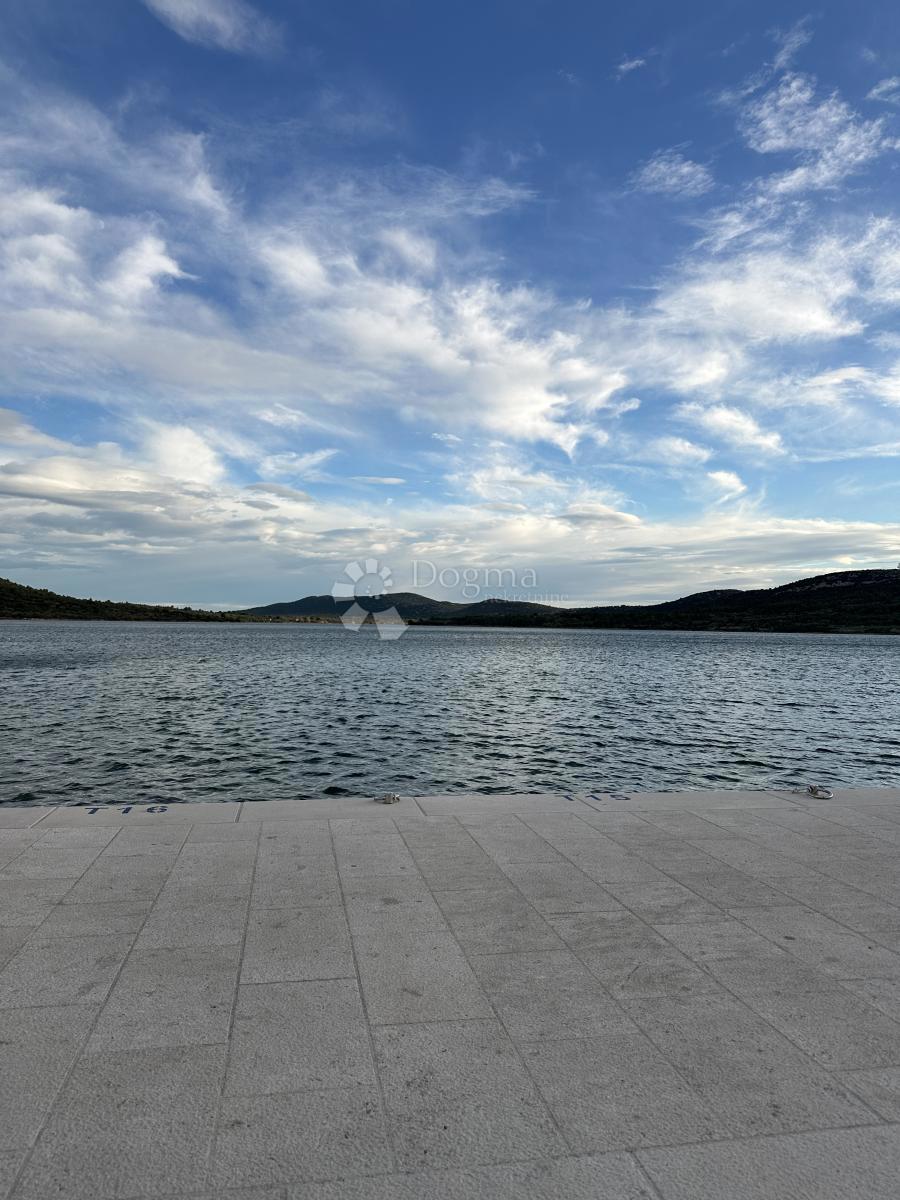 Kuća Na prodaju - šibensko-kninska Pirovac - foto 3/6