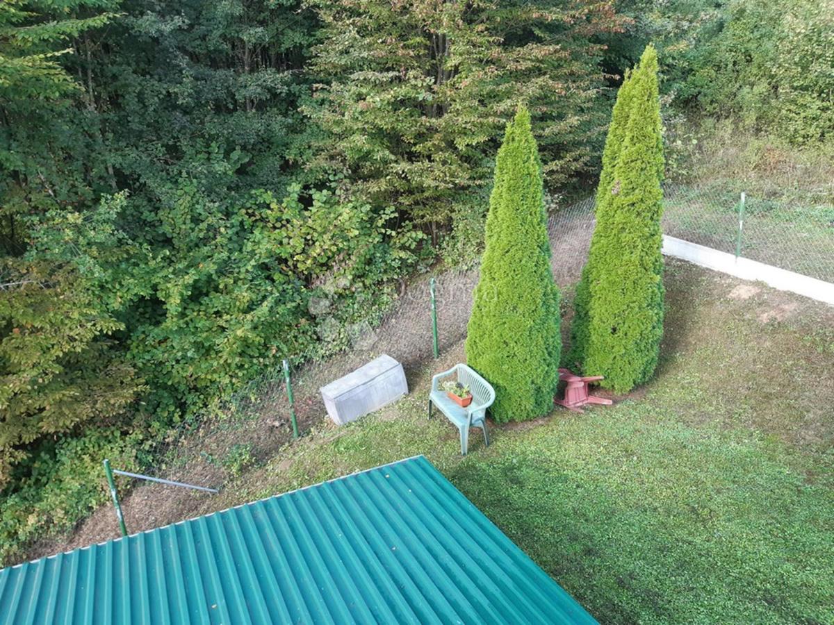 Dom Na sprzedaż - KARLOVAČKA NETRETIĆ