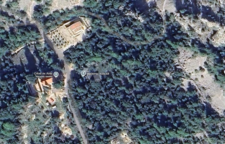 Pozemok na predaj 4310 m² – Makarska