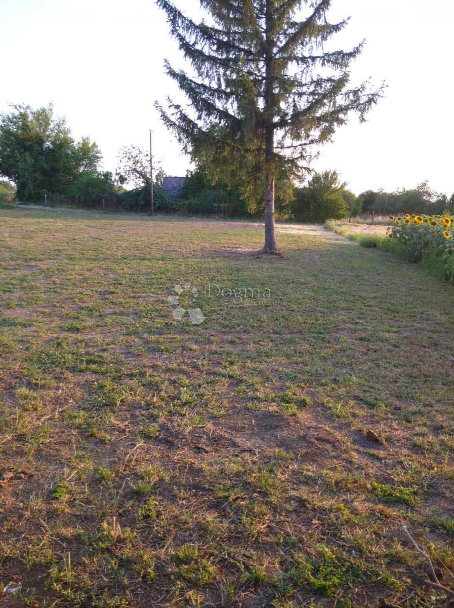 Parcela Na predaj - Osječko-baranjska Beli Manastir - foto 4/10