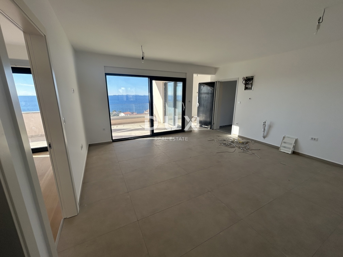 Flat For sale - ŠIBENSKO-KNINSKA PRIMOŠTEN