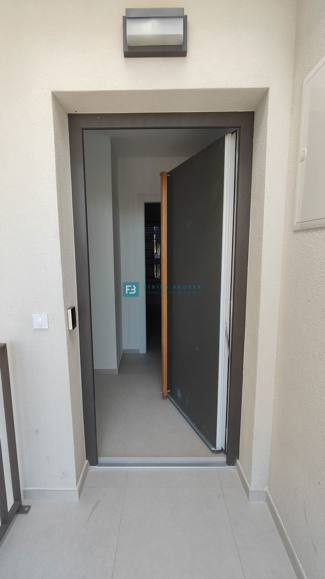 Stan Na prodaju - ŠIBENSKO-KNINSKA VODICE