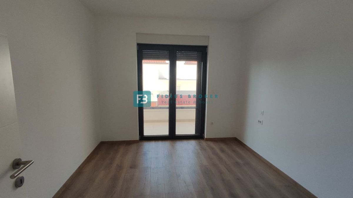 Flat For sale - ŠIBENSKO-KNINSKA VODICE