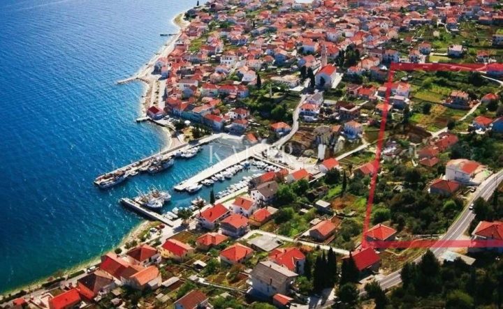 Land for sale 426 m² – Ugljan