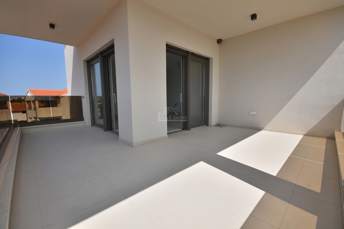 Flat For sale - ŠIBENSKO-KNINSKA VODICE