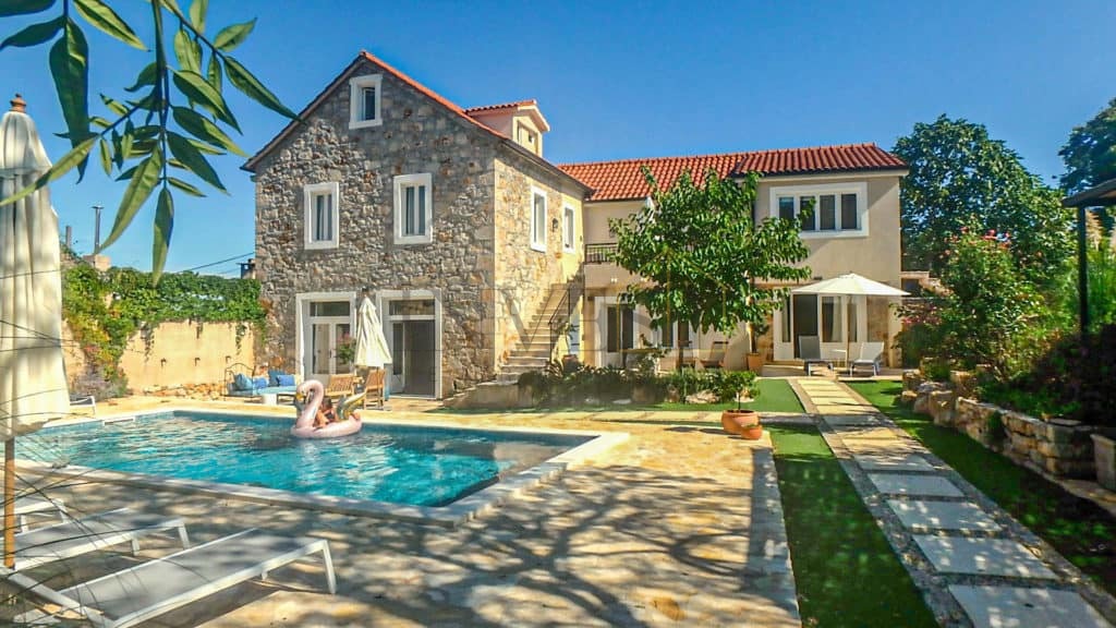 House For sale STARI GRAD