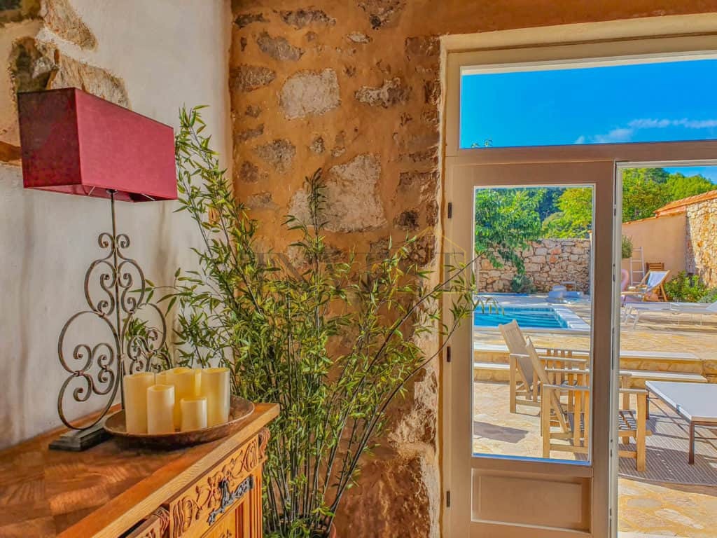 House For sale - SPLITSKO-DALMATINSKA STARI GRAD