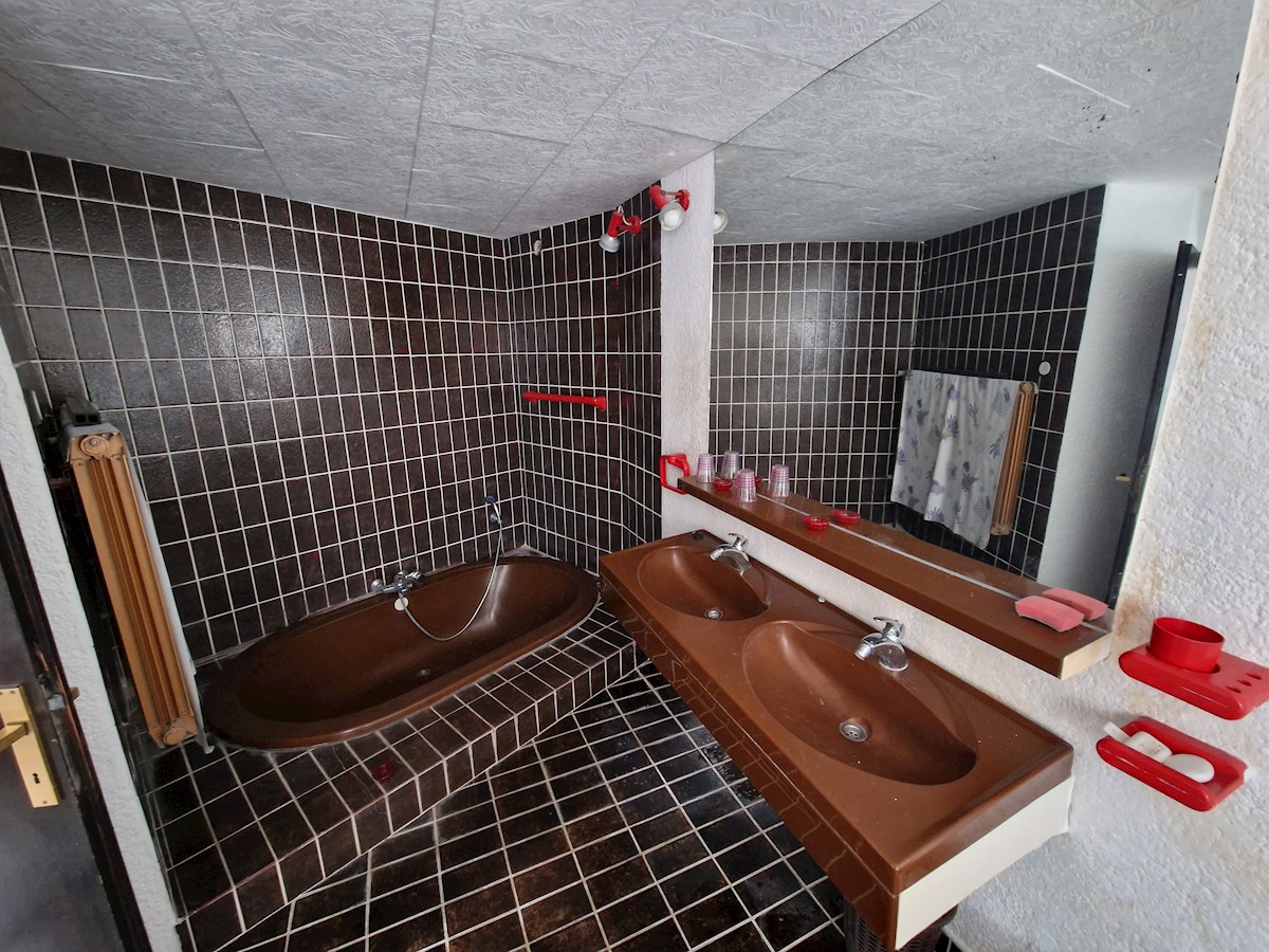 House For sale - ISTARSKA NOVIGRAD