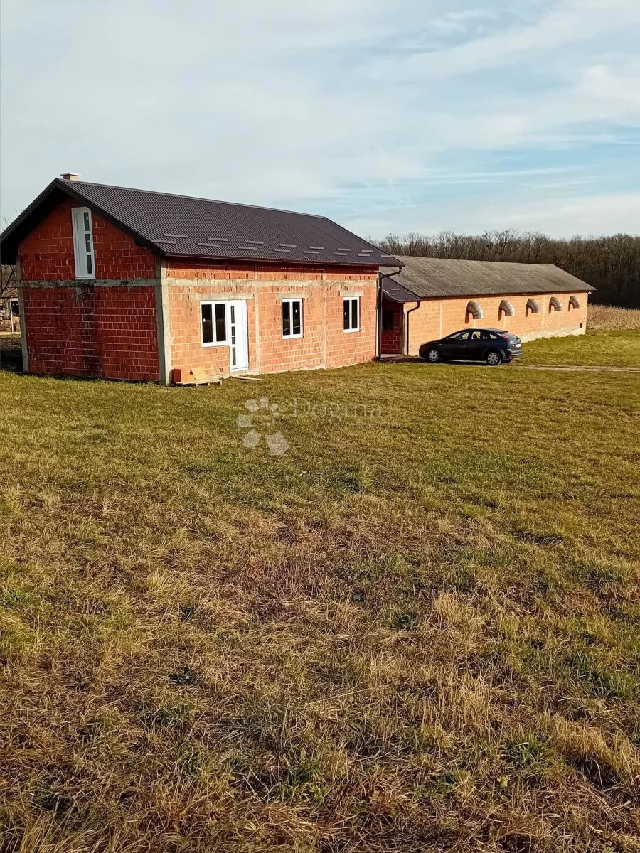 Dom Na sprzedaż - Koprivničko-križevačka Križevci - foto 1/11