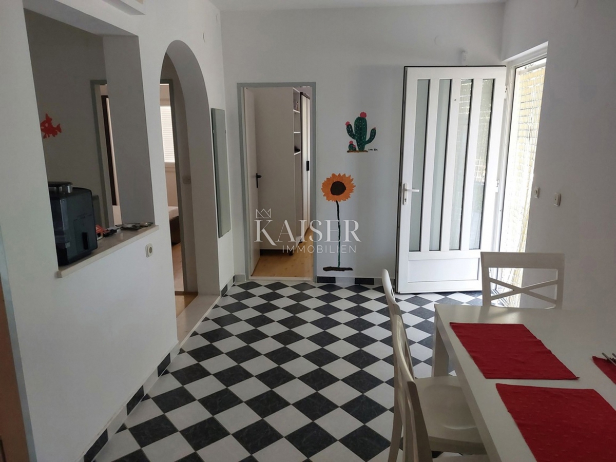 Appartement À vendre - ŠIBENSKO-KNINSKA ROGOZNICA