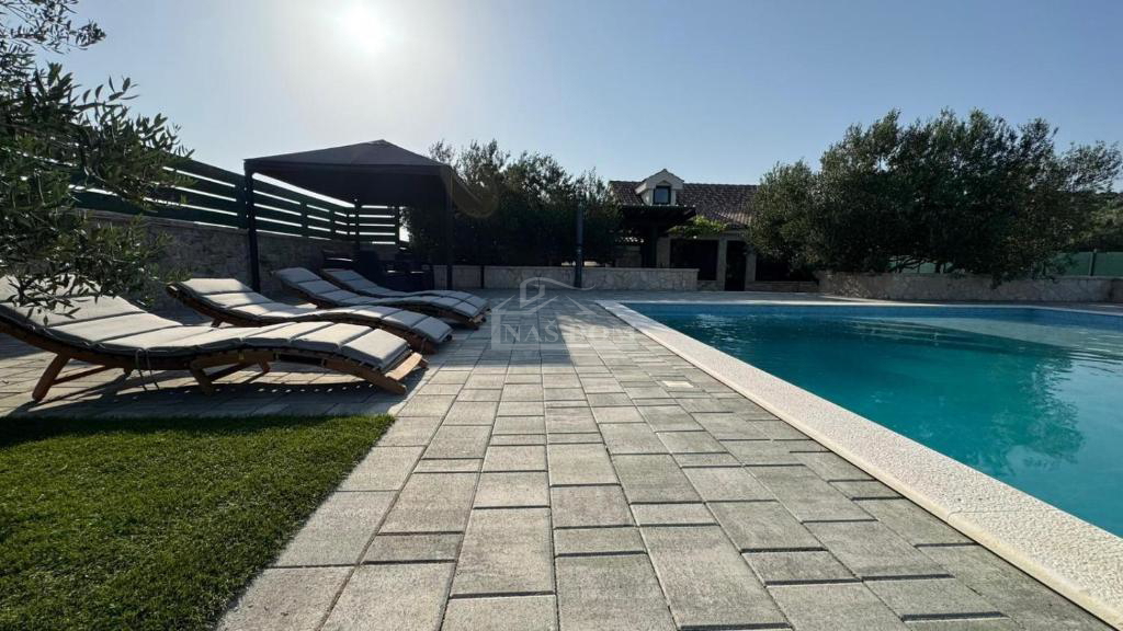 Kuća Na prodaju - ŠIBENSKO-KNINSKA VODICE