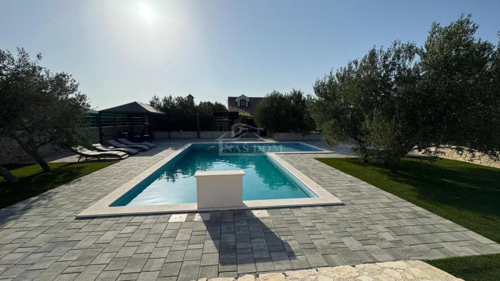 Kuća Na prodaju - ŠIBENSKO-KNINSKA VODICE