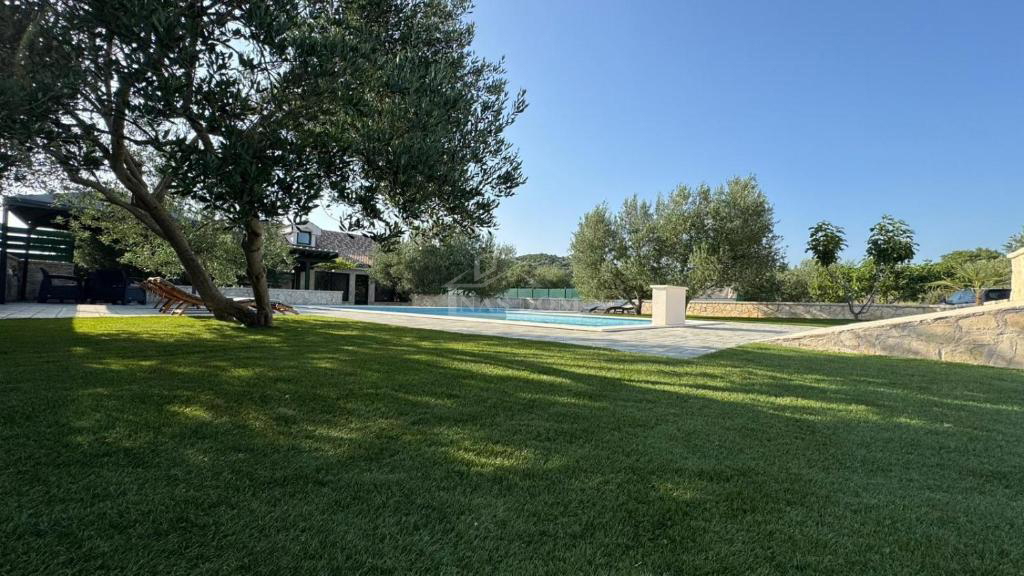 Kuća Na prodaju - ŠIBENSKO-KNINSKA VODICE