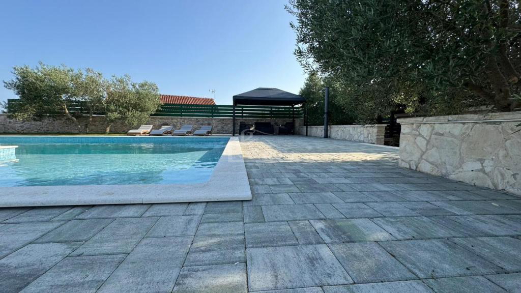 Kuća Na prodaju - ŠIBENSKO-KNINSKA VODICE