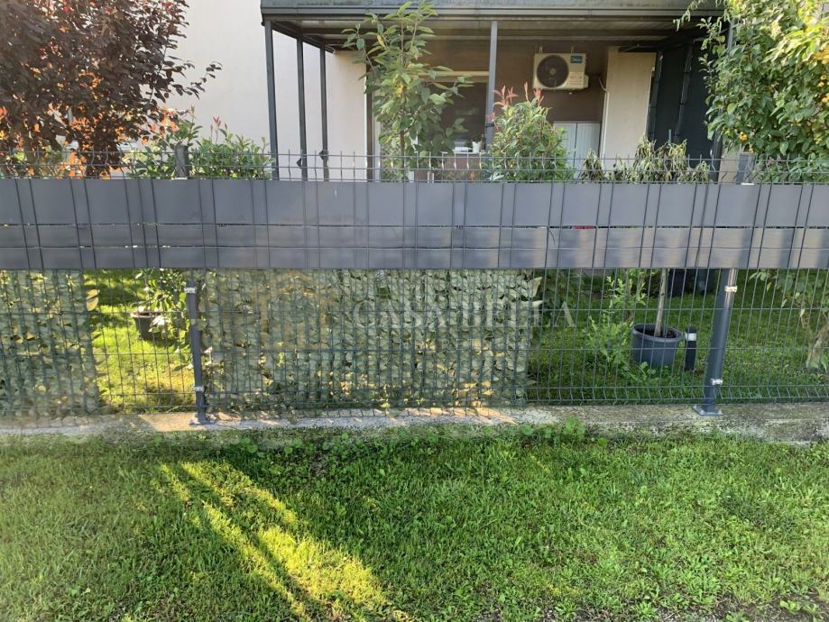 Apartma Na predaj - ZAGREBAČKA SVETA NEDELJA