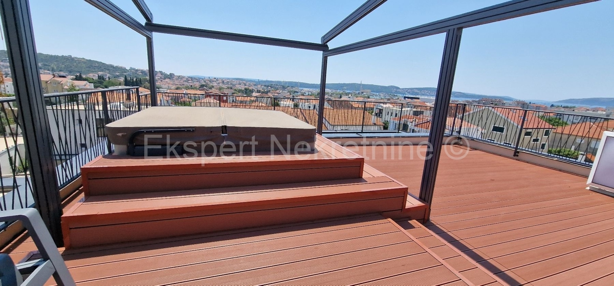 Appartamento In vendita - SPLITSKO-DALMATINSKA TROGIR
