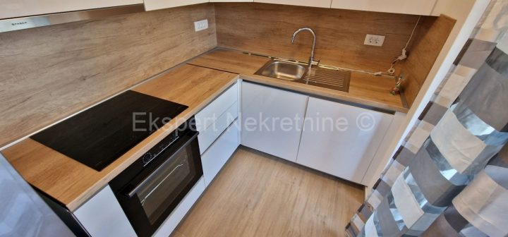 Flat for rent 57 m² – Trogir
