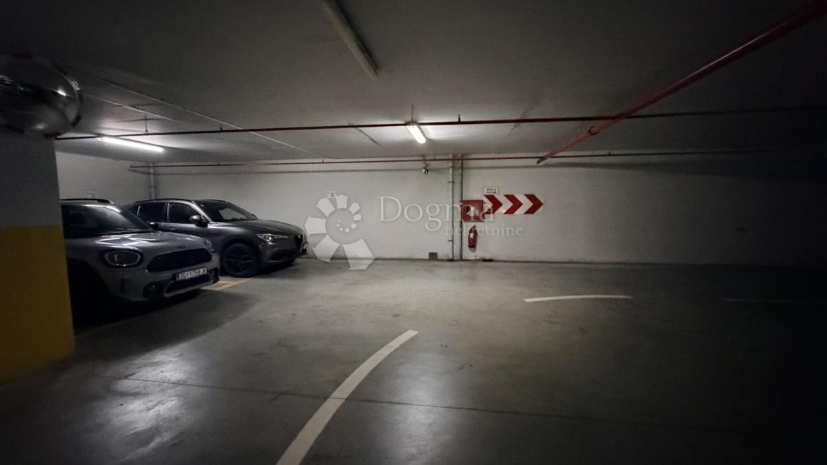 Poslovni prostori Na predaj - GRAD ZAGREB ZAGREB
