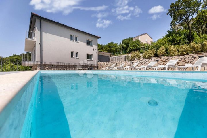 Kuća na prodaju 250 m² – Novi Vinodolski