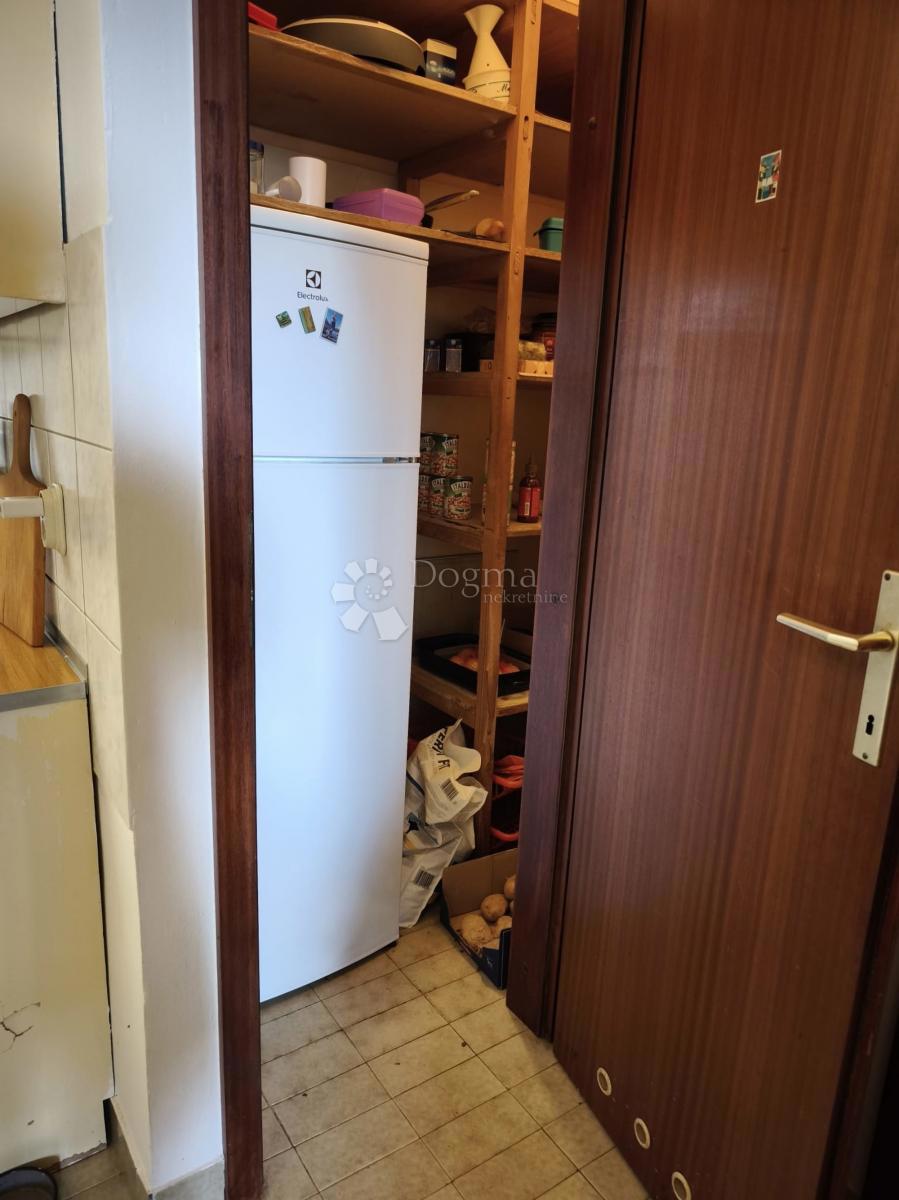 Stan Na prodaju - ISTARSKA PAZIN