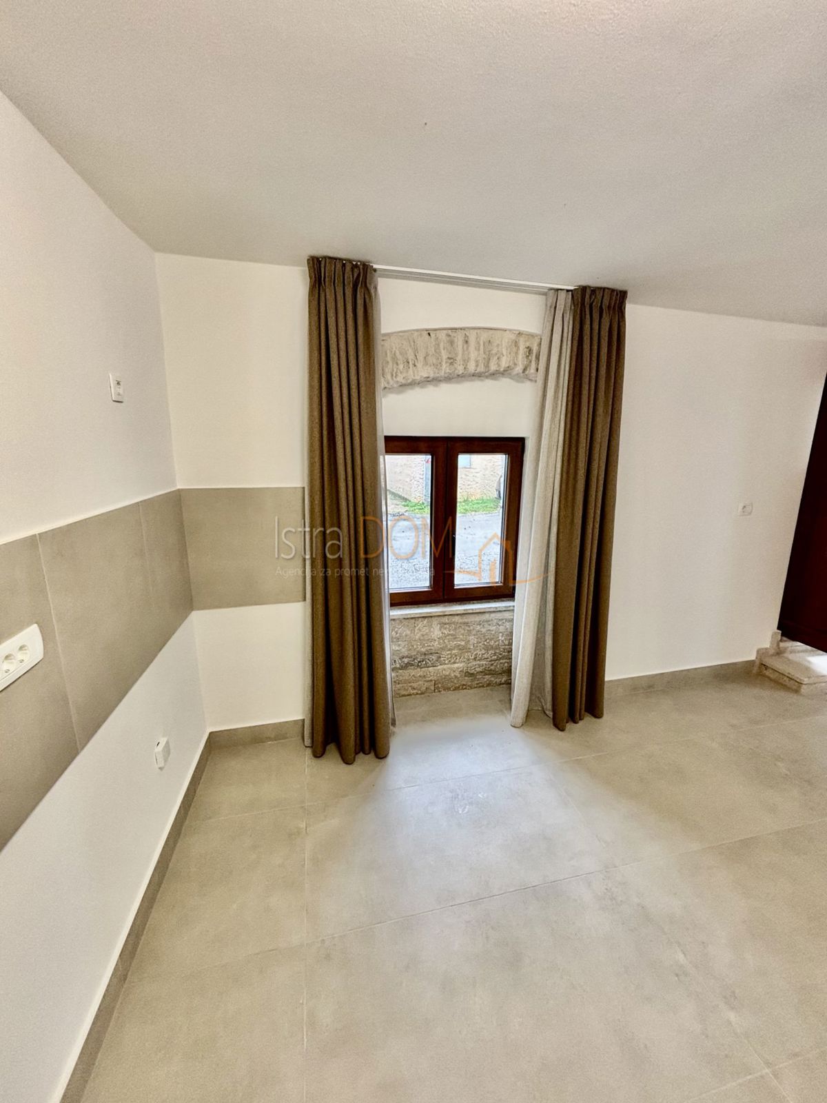 House For sale - ISTARSKA BARBAN