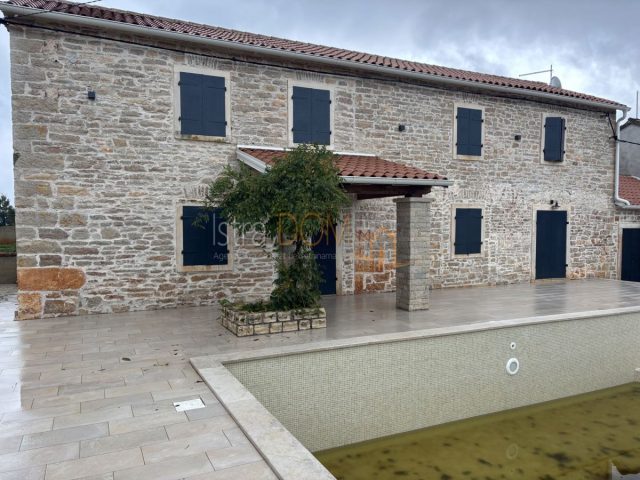 Kuća na prodaju 180 m² – Barban