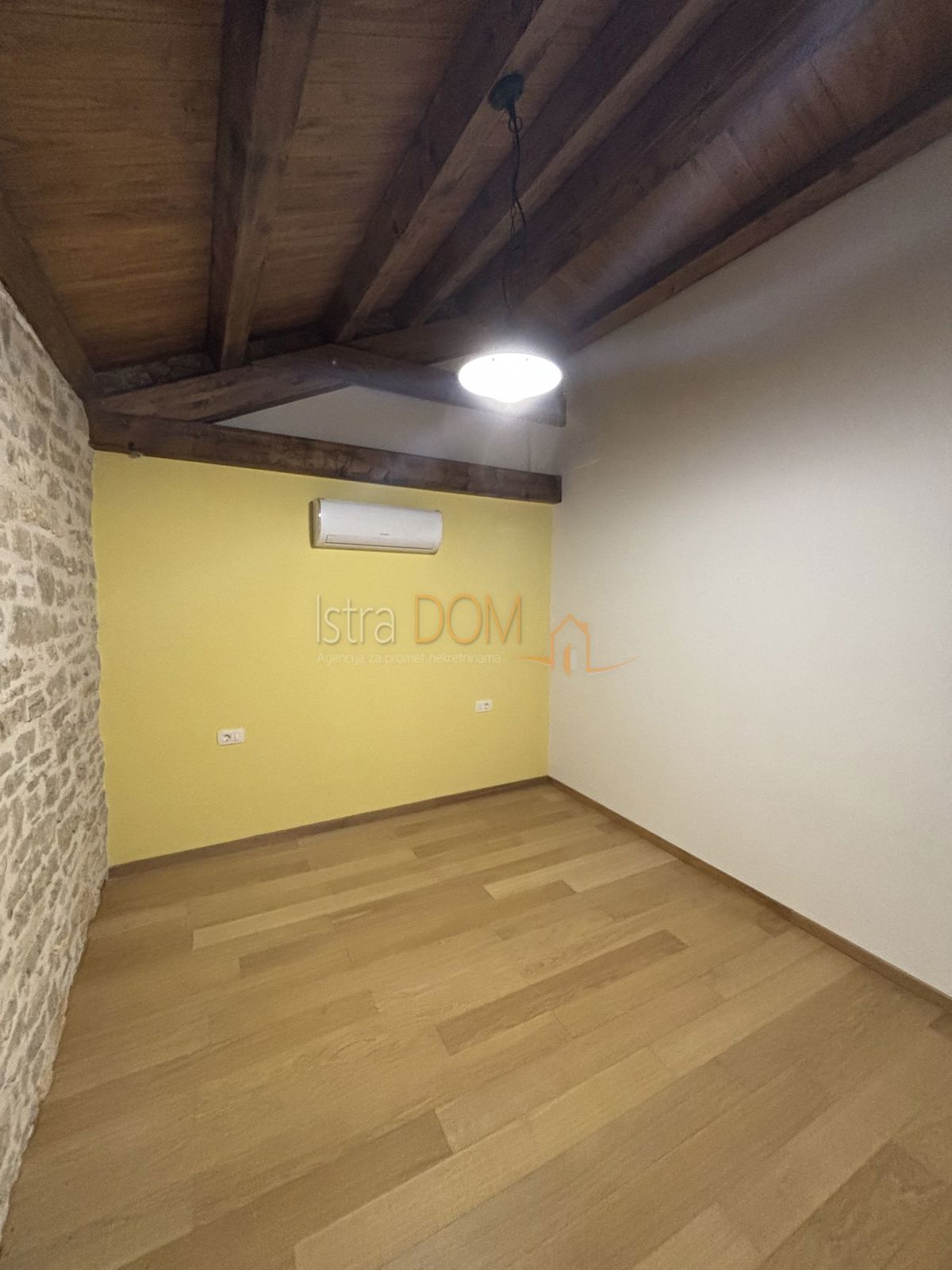 Maison À vendre - ISTARSKA BARBAN