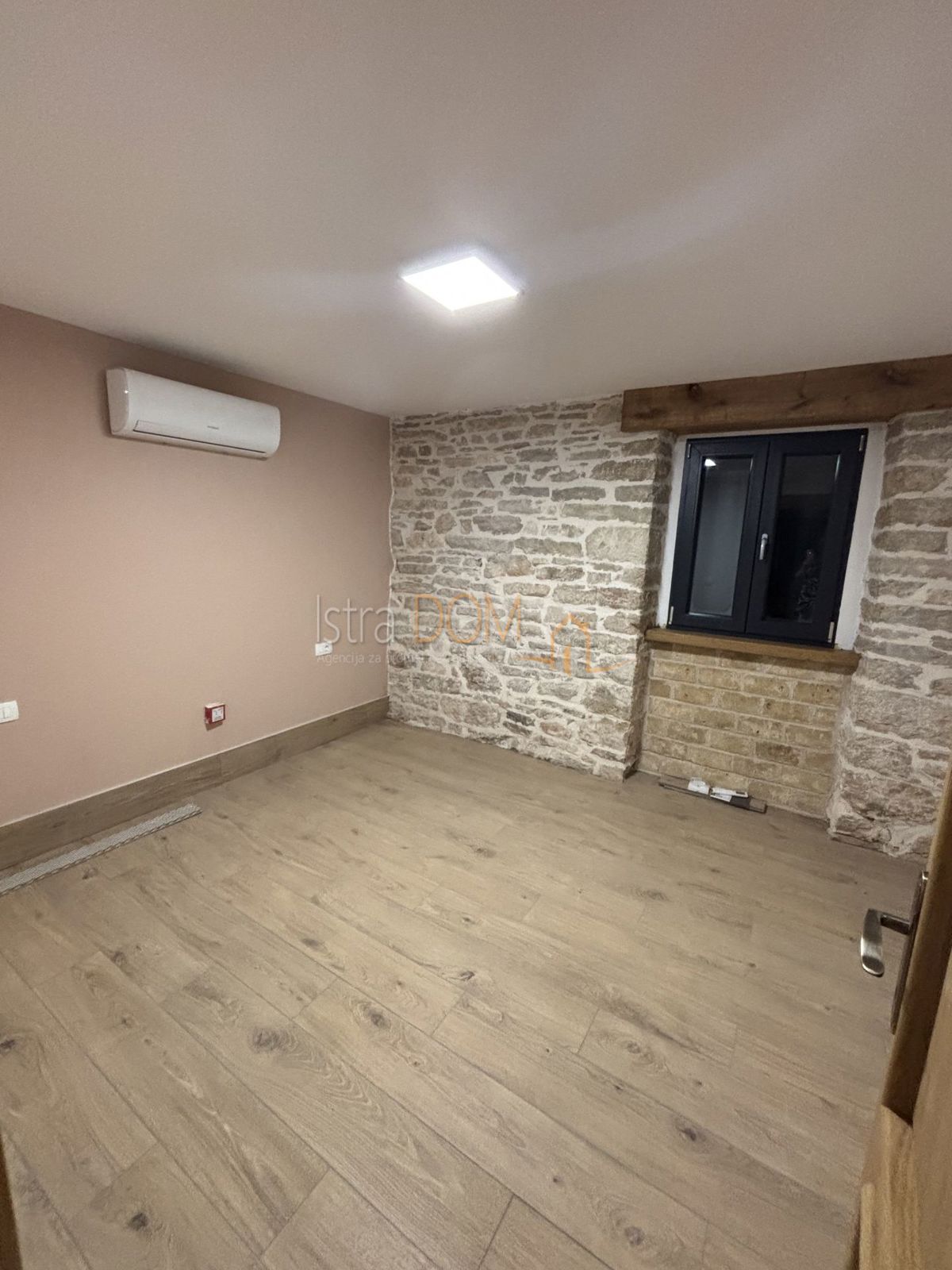 Maison À vendre - ISTARSKA BARBAN