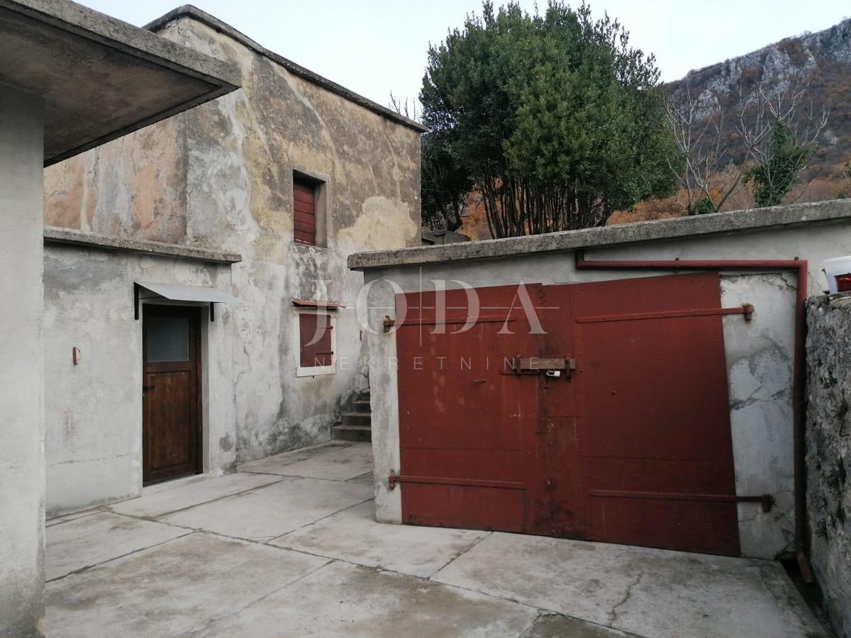 Kuća Na prodaju - PRIMORSKO-GORANSKA VINODOLSKA OPĆINA