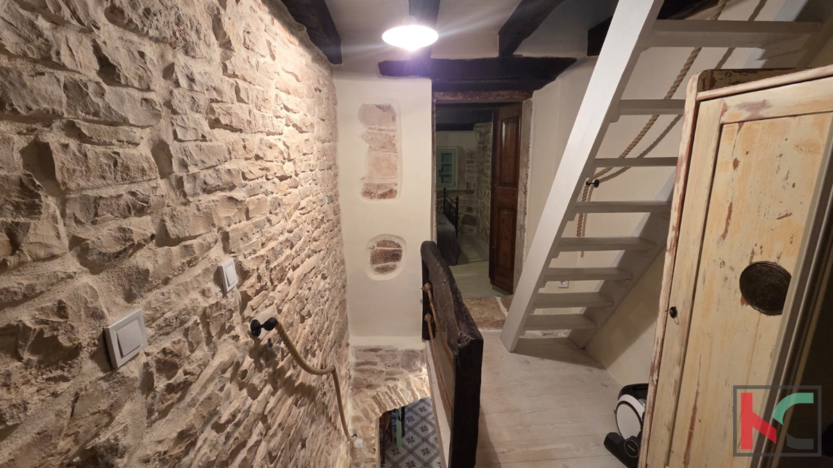 Kuća Na prodaju - ISTARSKA SVETVINČENAT