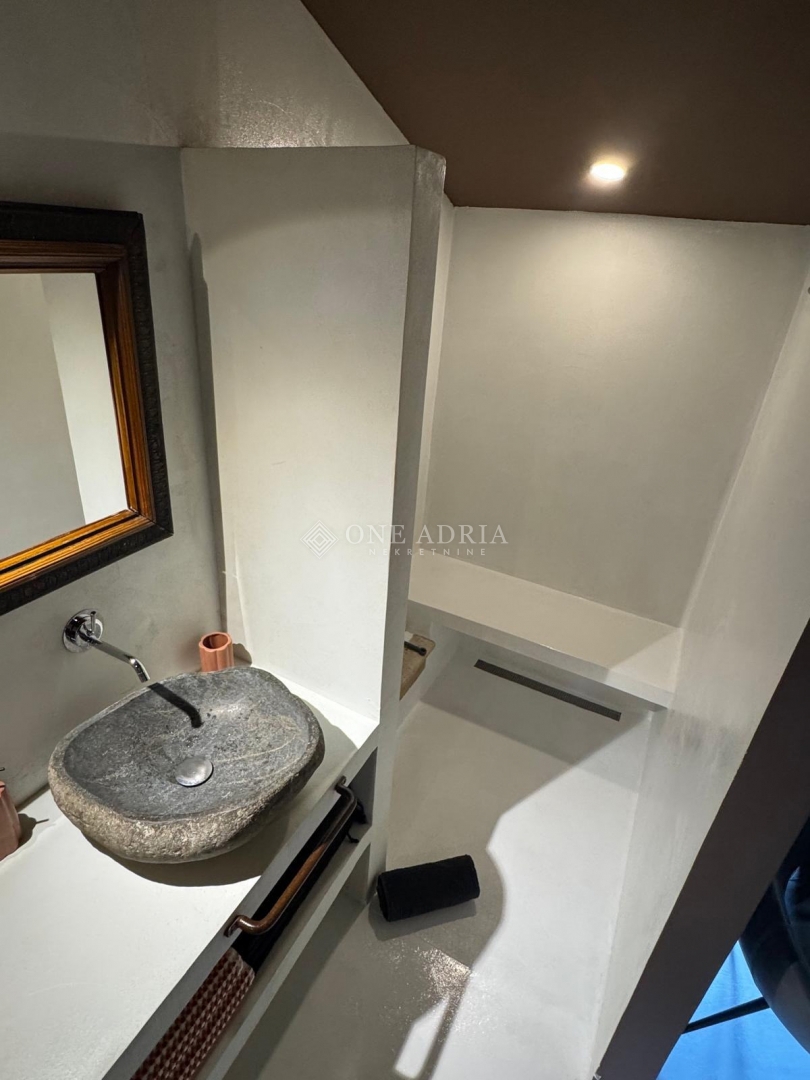 Casa In vendita - ISTARSKA OPRTALJ