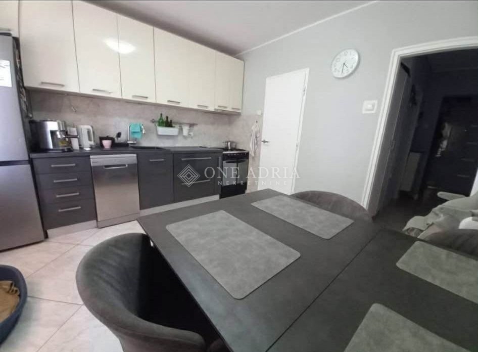 Flat For sale - PRIMORSKO-GORANSKA RIJEKA