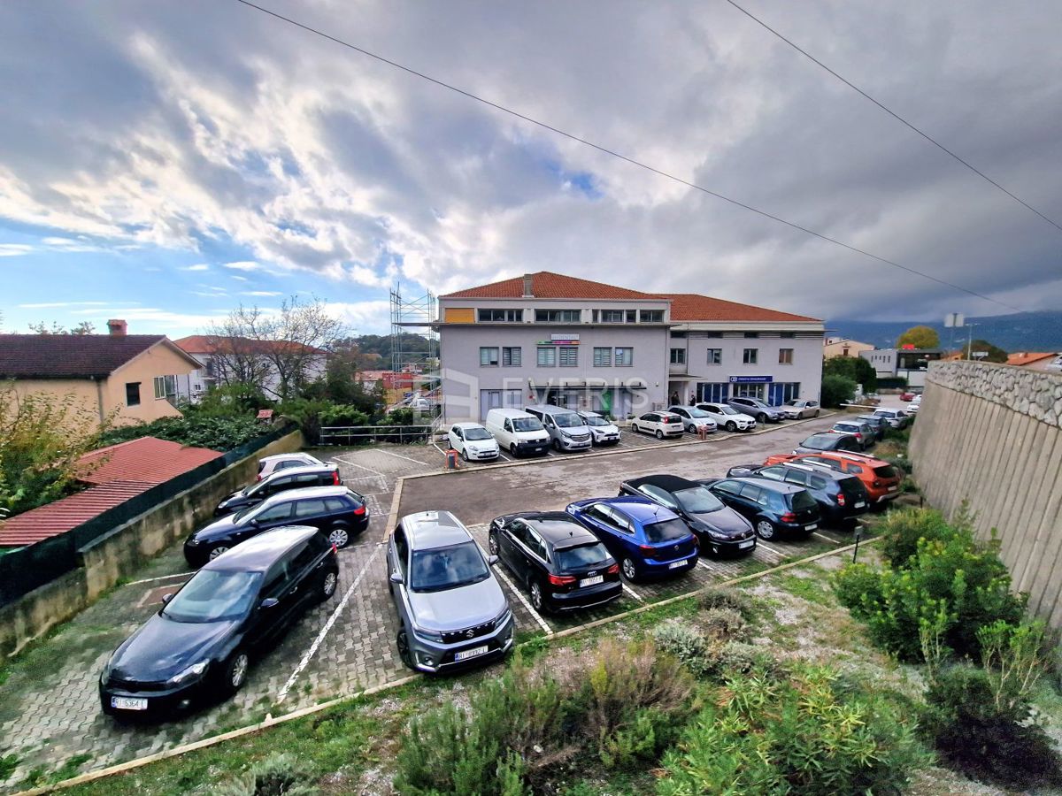 Poslovni prostori Na predaj - PRIMORSKO-GORANSKA KASTAV